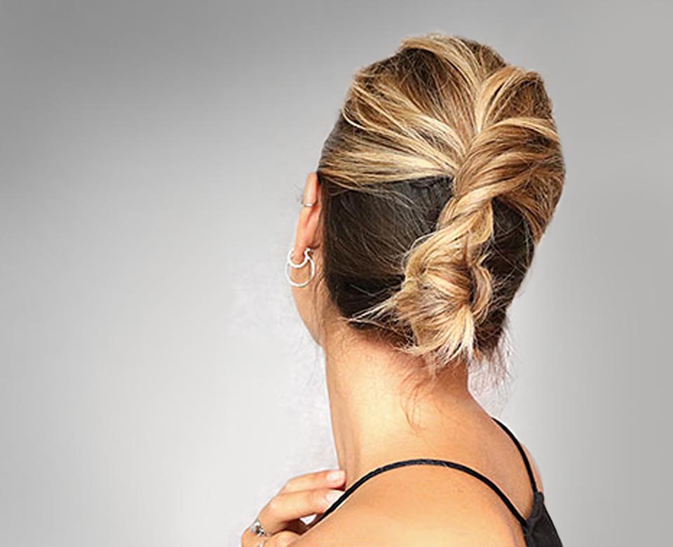 Scunci Video Tutorials | 3 Quick & Easy Short Hair Styles | SCUNCI Scunci Video Tutorials | 3 Quick & Easy Short Hair Styles | SCUNCI